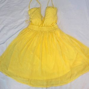 Cute Jr's Sundress Yellow Size S NWT